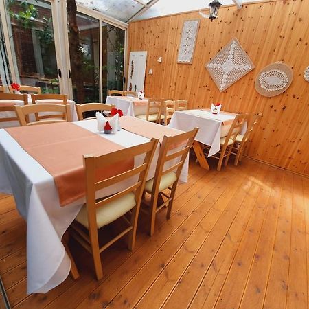 טיראנה Hotel Vila 60 מראה חיצוני תמונה
