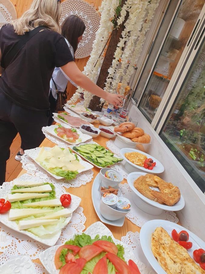 טיראנה Hotel Vila 60 מראה חיצוני תמונה