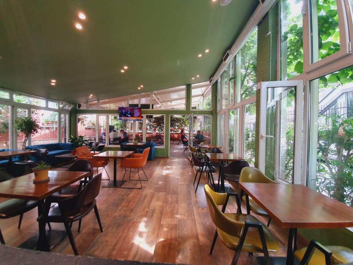 טיראנה Hotel Vila 60 מראה חיצוני תמונה