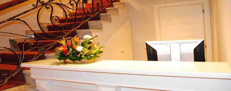 טיראנה Hotel Vila 60 מראה חיצוני תמונה