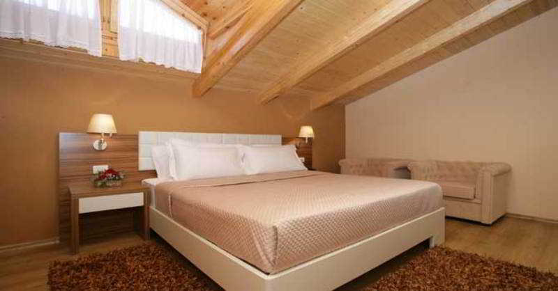טיראנה Hotel Vila 60 מראה חיצוני תמונה